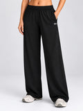 AirMotion Straight Leg Pants